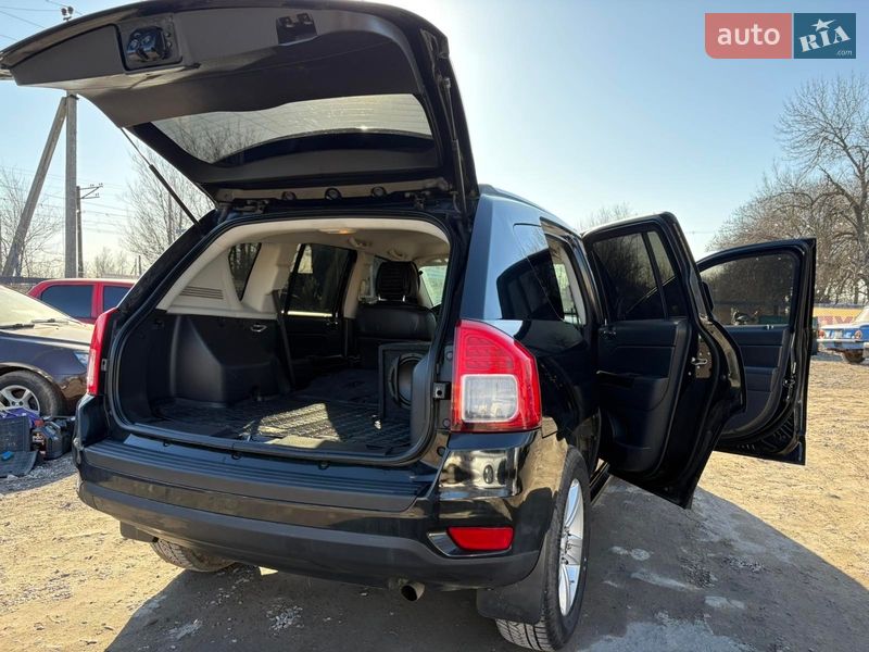 Внедорожник / Кроссовер Jeep Compass 2012 в Вольногорске фото 19 Внедорожник / Кроссовер Jeep Compass 2012 в Вольногорске