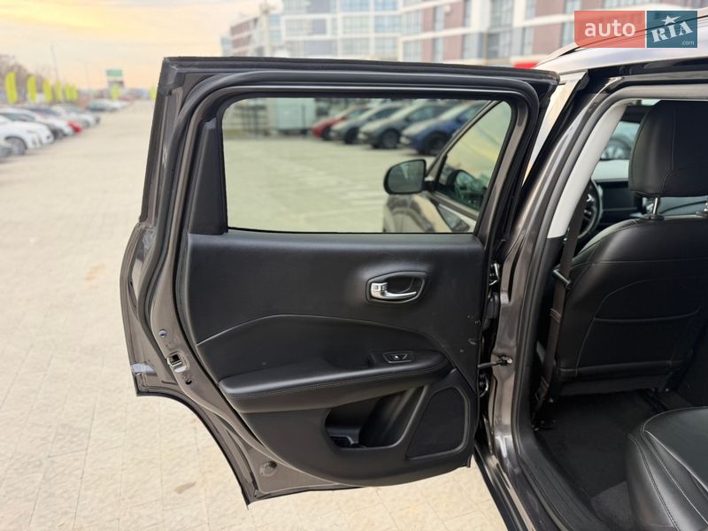 Внедорожник / Кроссовер Jeep Compass 2019 в Львове