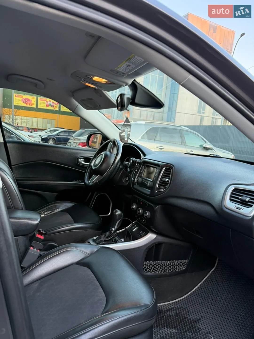 2017 Jeep Compass - мініатюра 20