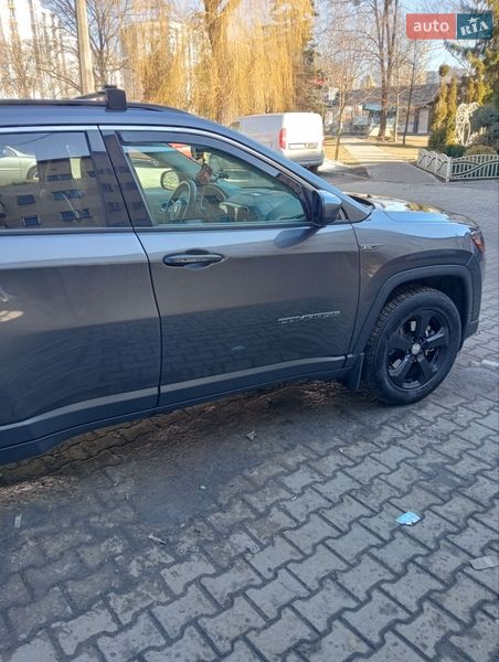 Внедорожник / Кроссовер Jeep Compass 2018 в Ивано-Франковске