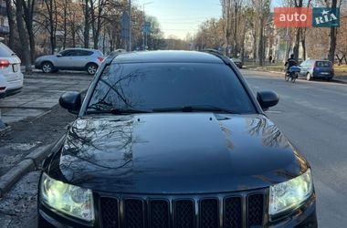 Внедорожник / Кроссовер Jeep Compass 2015 в Киеве