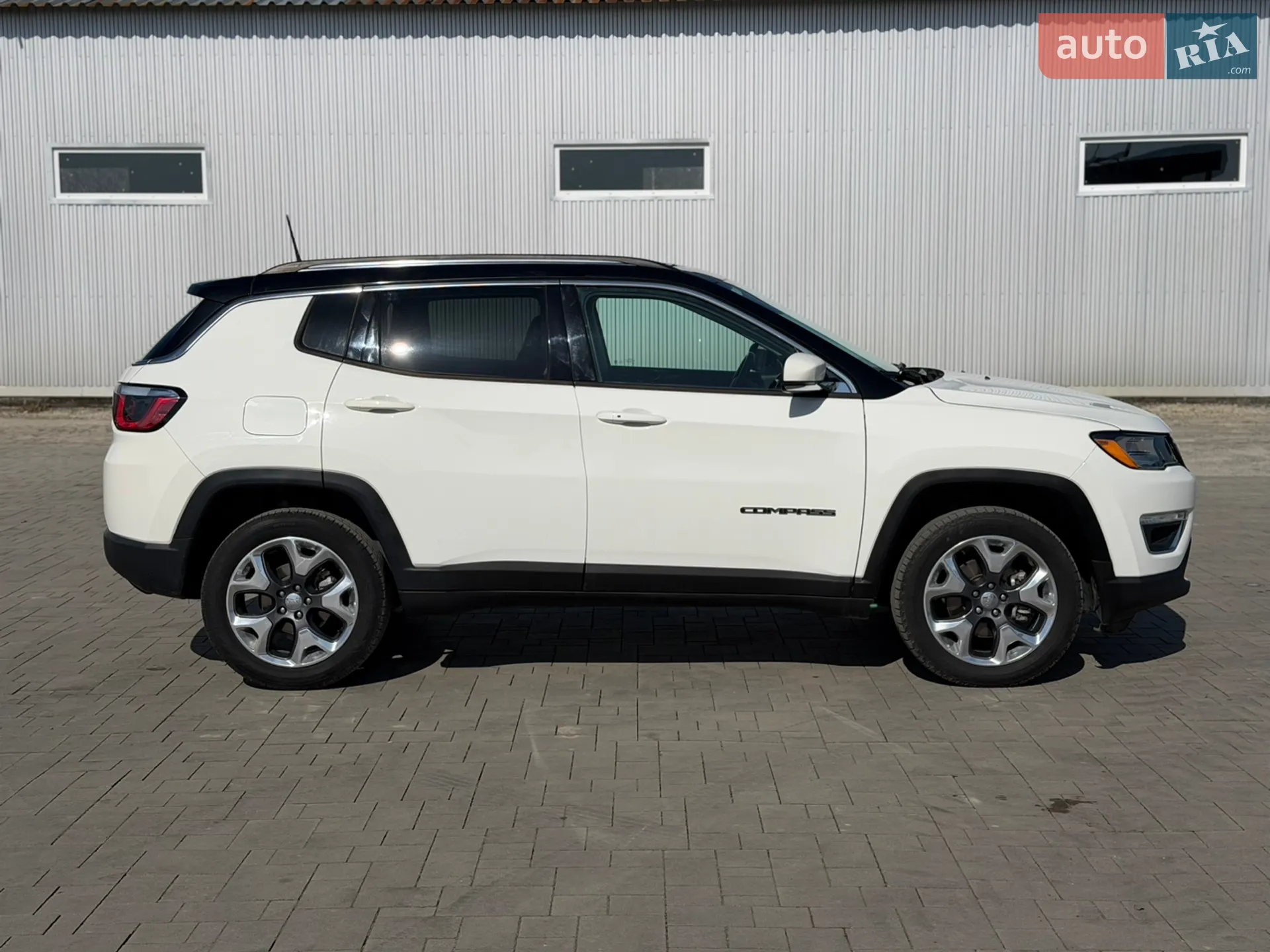 2018 Jeep Compass - мініатюра 2