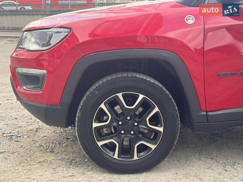 Внедорожник / Кроссовер Jeep Compass 2019 в Киеве