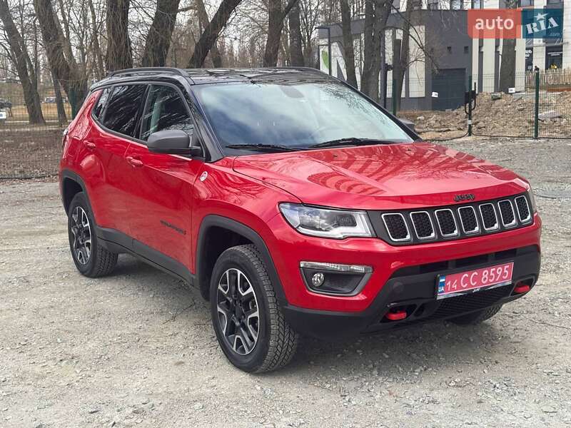 Внедорожник / Кроссовер Jeep Compass 2019 в Киеве