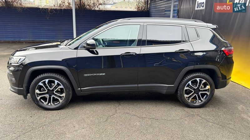 Внедорожник / Кроссовер Jeep Compass 2023 в Киеве