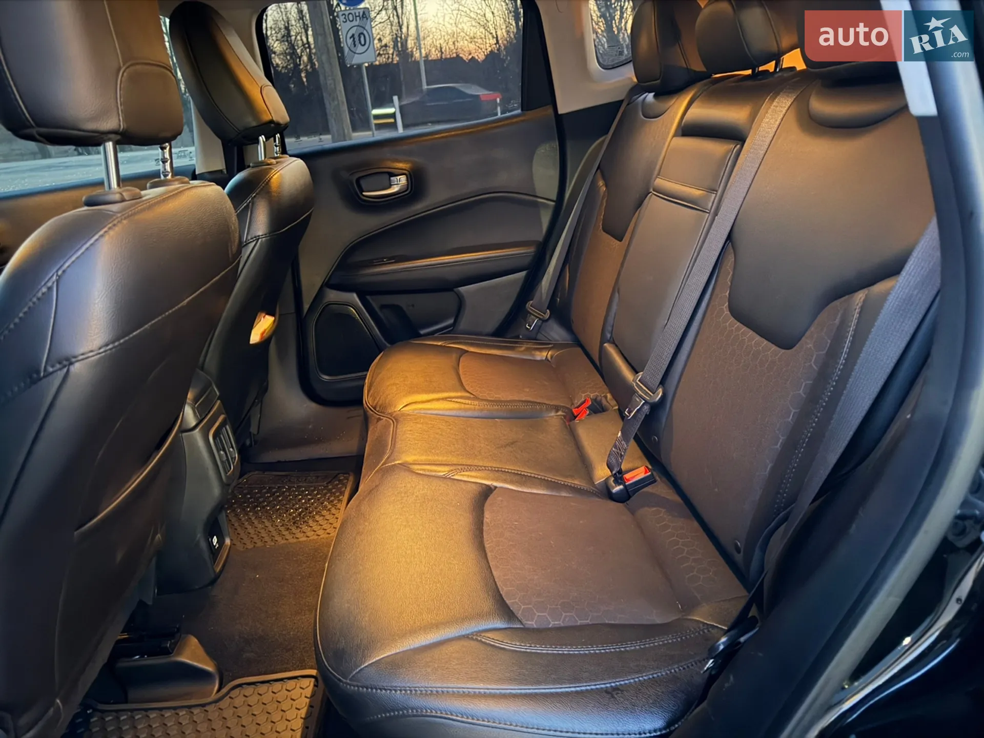 2018 Jeep Compass - мініатюра 11