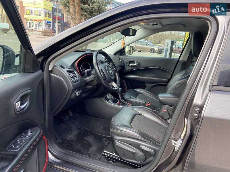 Позашляховик / Кросовер Jeep Compass 2018 в Кам'янському