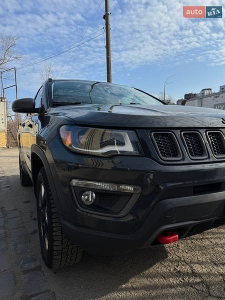 Позашляховик / Кросовер Jeep Compass 2018 в Києві фото 16 Позашляховик / Кросовер Jeep Compass 2018 в Києві