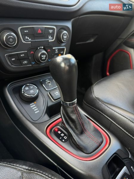 Позашляховик / Кросовер Jeep Compass 2018 в Києві фото 23 Позашляховик / Кросовер Jeep Compass 2018 в Києві