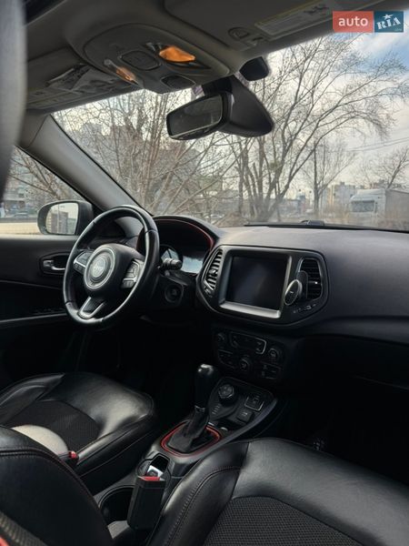 Позашляховик / Кросовер Jeep Compass 2018 в Києві фото 25 Позашляховик / Кросовер Jeep Compass 2018 в Києві
