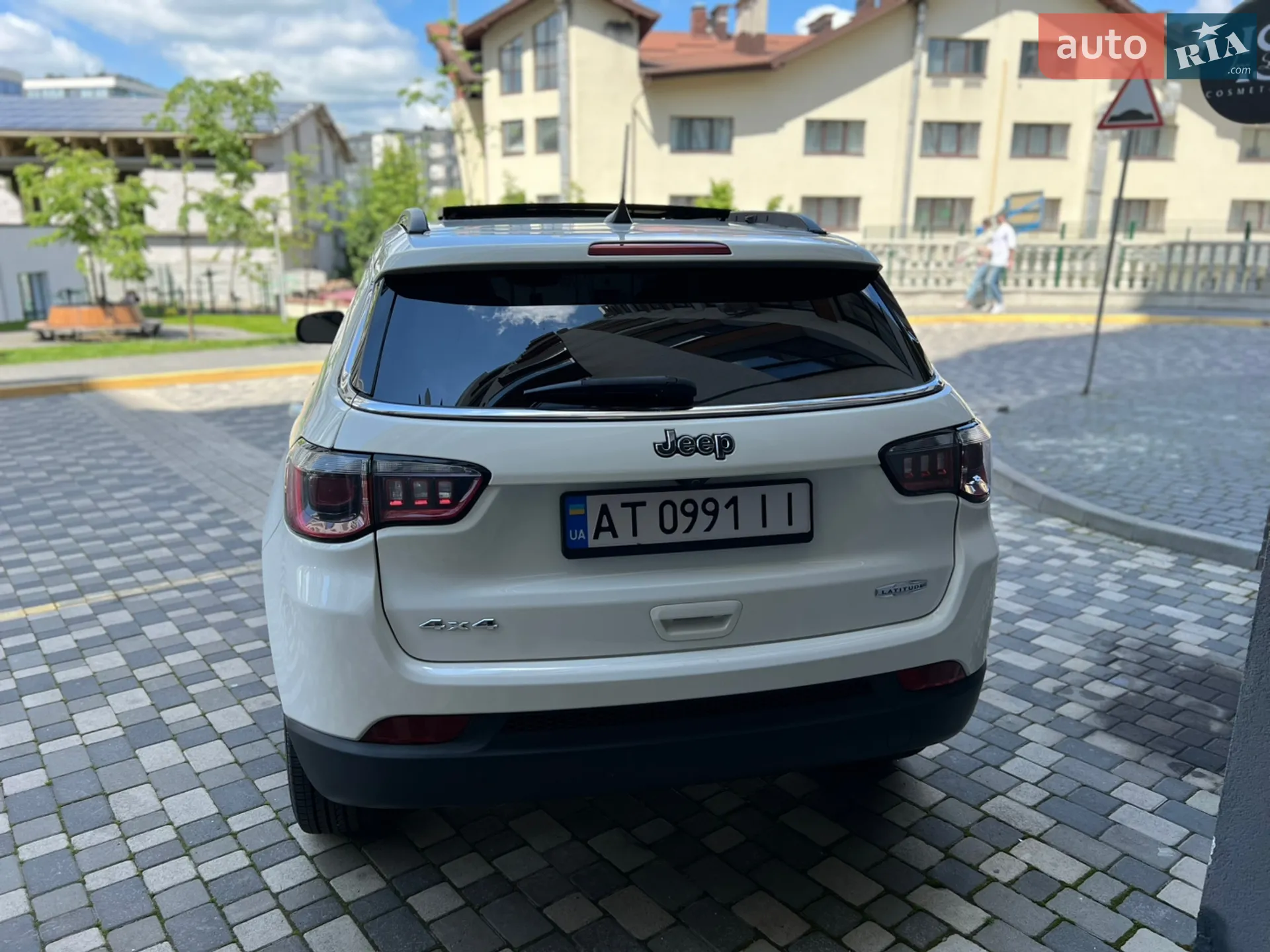 2017 Jeep Compass - мініатюра 9