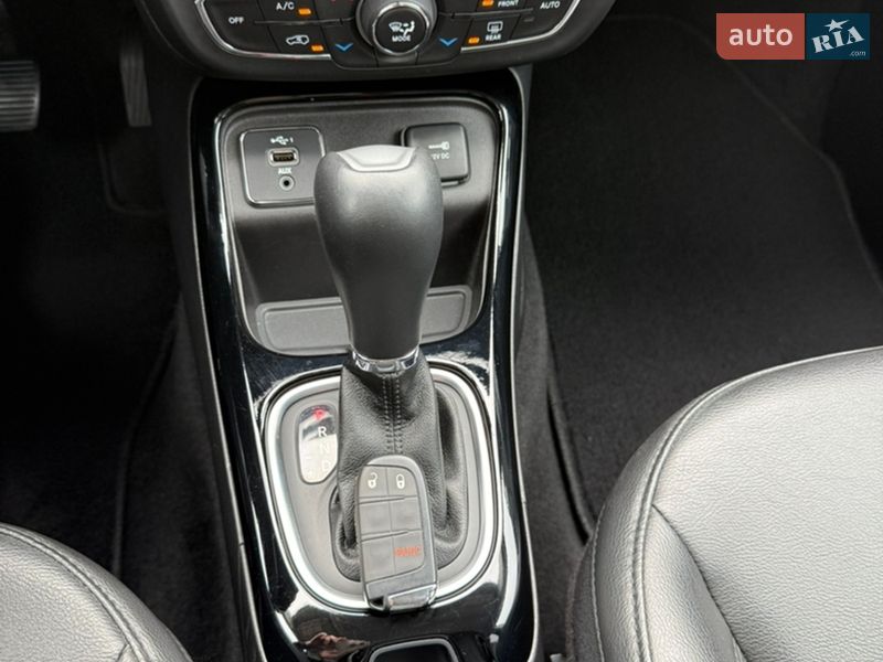 Внедорожник / Кроссовер Jeep Compass 2019 в Ромнах