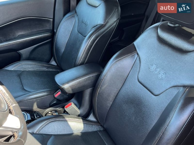 Внедорожник / Кроссовер Jeep Compass 2020 в Ровно фото 9 Внедорожник / Кроссовер Jeep Compass 2020 в Ровно