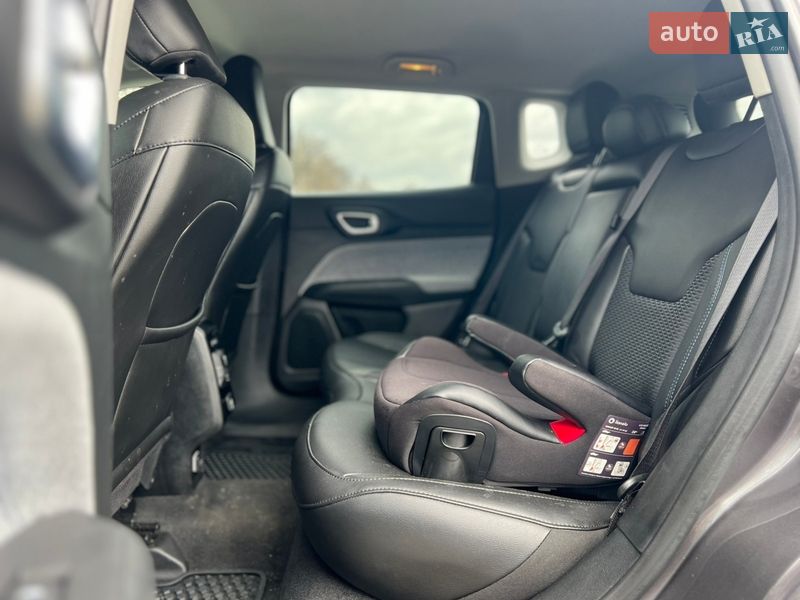 Внедорожник / Кроссовер Jeep Compass 2021 в Киеве фото 28 Внедорожник / Кроссовер Jeep Compass 2021 в Киеве