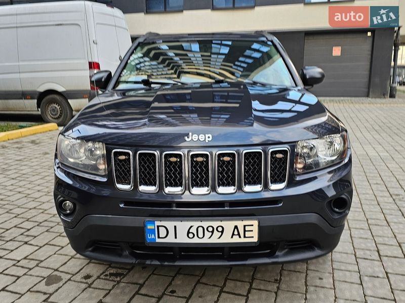 Внедорожник / Кроссовер Jeep Compass 2015 в Ивано-Франковске
