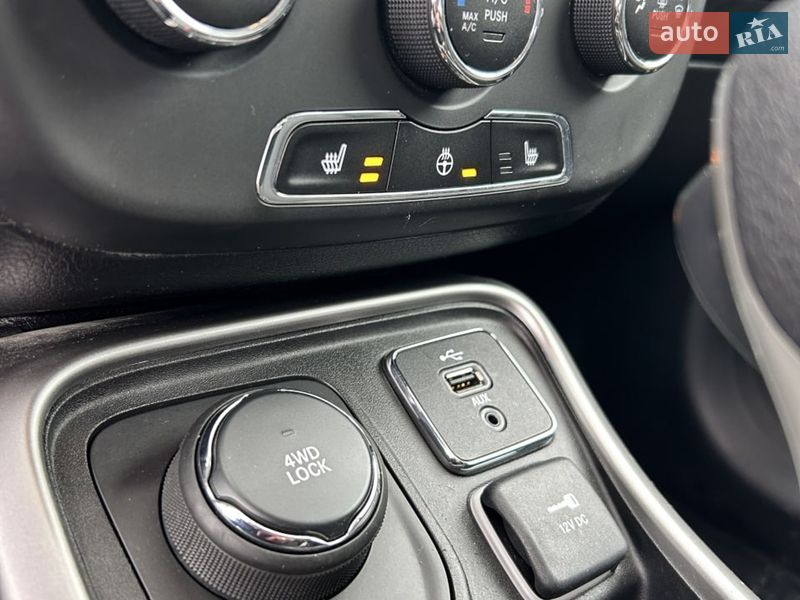 Позашляховик / Кросовер Jeep Compass 2017 в Сумах фото 24 Позашляховик / Кросовер Jeep Compass 2017 в Сумах
