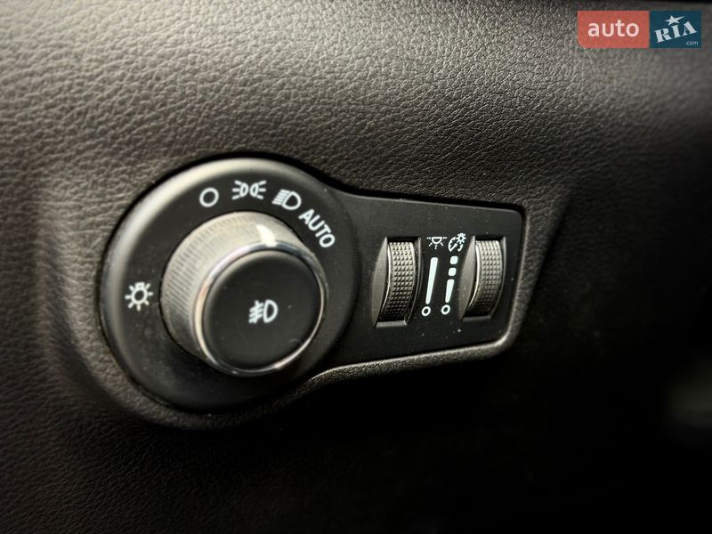 Внедорожник / Кроссовер Jeep Compass 2023 в Киеве фото 37 Внедорожник / Кроссовер Jeep Compass 2023 в Киеве