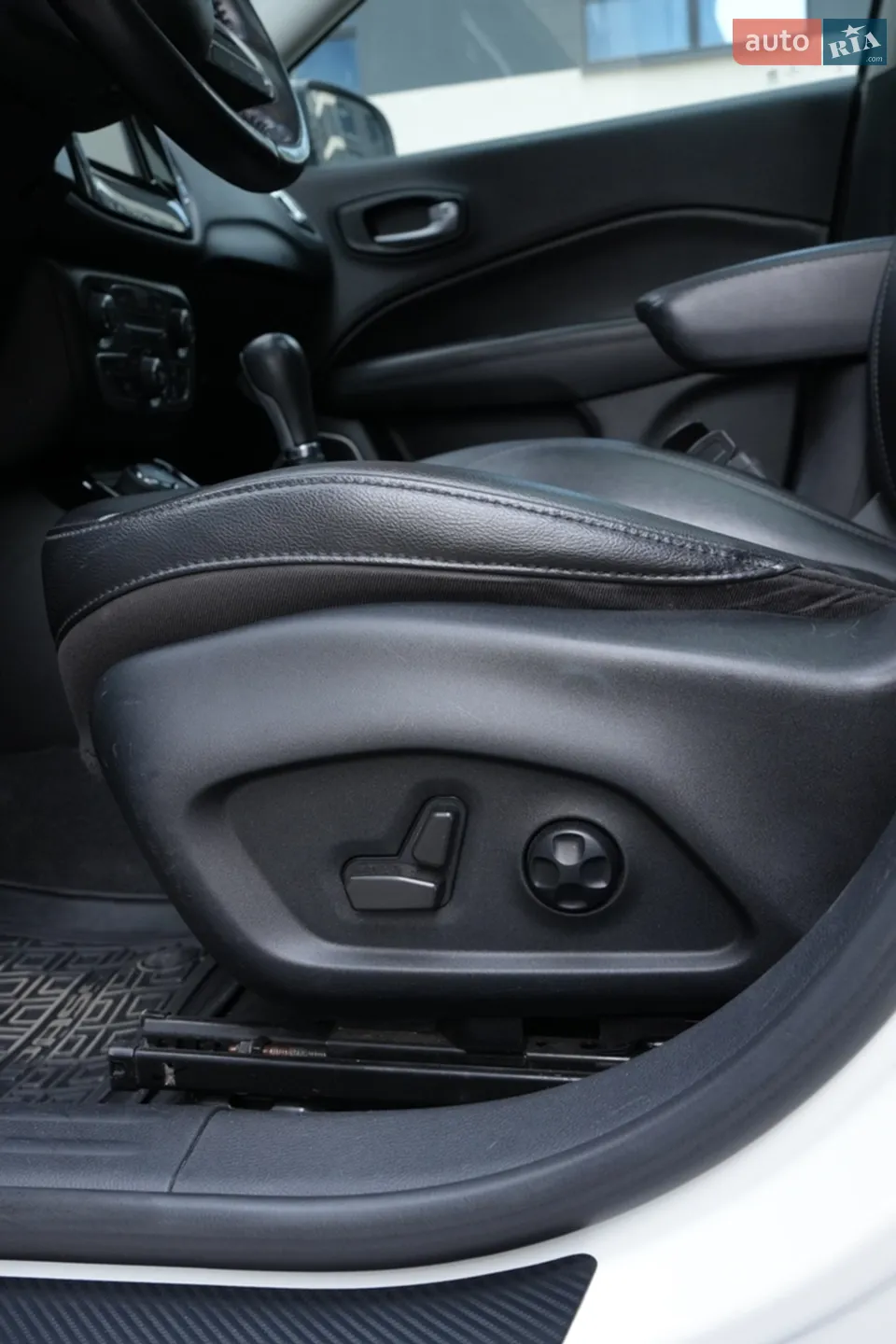 2021 Jeep Compass - мініатюра 35