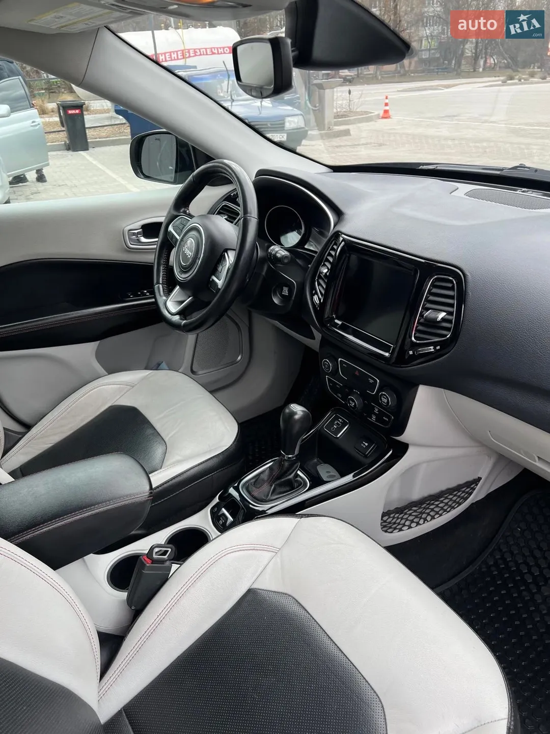 2019 Jeep Compass - мініатюра 7