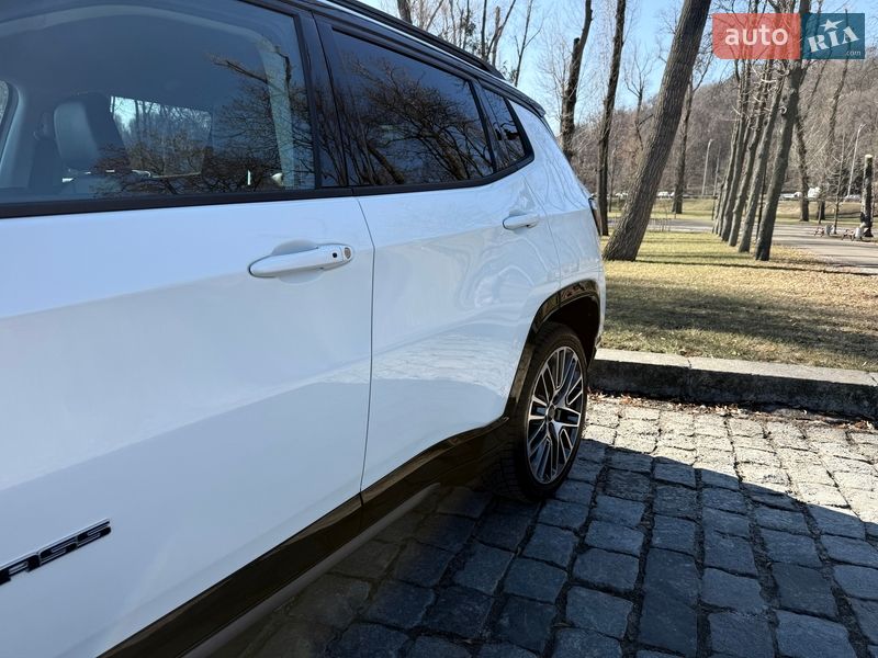 Позашляховик / Кросовер Jeep Compass 2024 в Києві