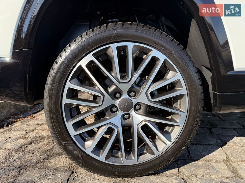 Позашляховик / Кросовер Jeep Compass 2024 в Києві