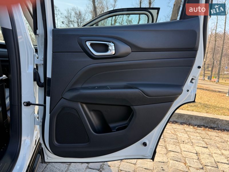 Позашляховик / Кросовер Jeep Compass 2024 в Києві