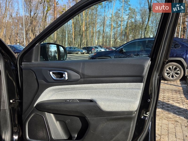 Внедорожник / Кроссовер Jeep Compass 2023 в Харькове фото 32 Внедорожник / Кроссовер Jeep Compass 2023 в Харькове