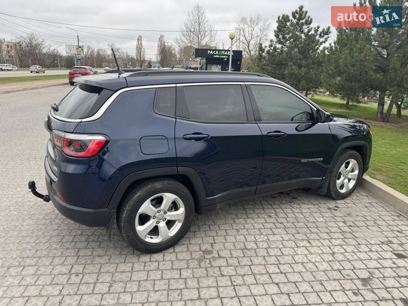 Внедорожник / Кроссовер Jeep Compass 2018 в Запорожье фото 2 Внедорожник / Кроссовер Jeep Compass 2018 в Запорожье