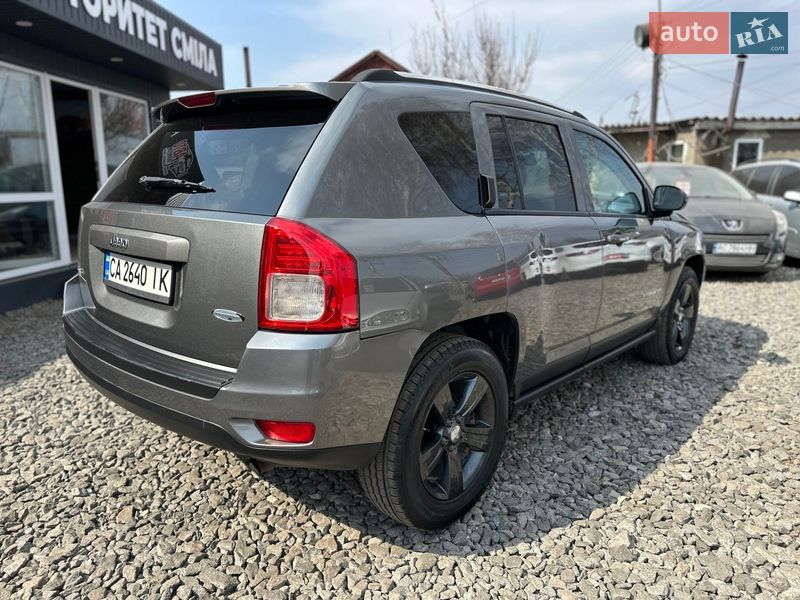 Позашляховик / Кросовер Jeep Compass 2011 в Смілі