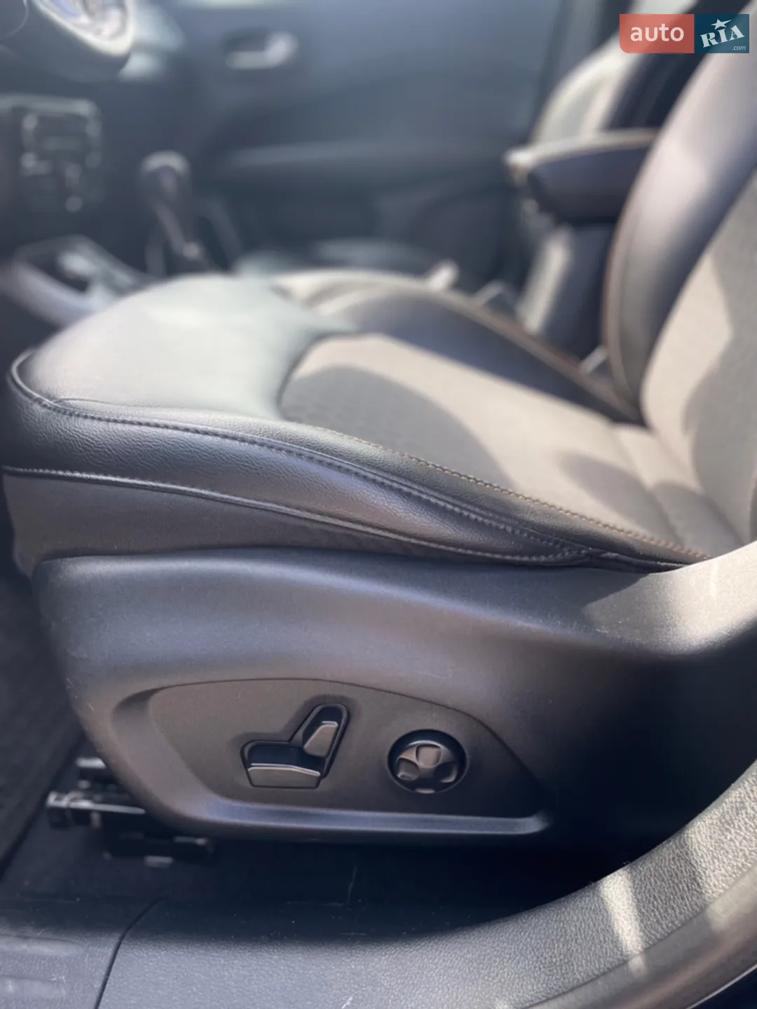 2018 Jeep Compass - мініатюра 11