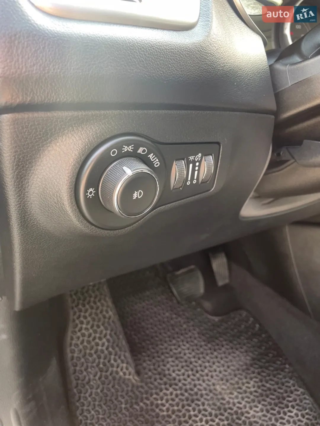 2018 Jeep Compass - мініатюра 20