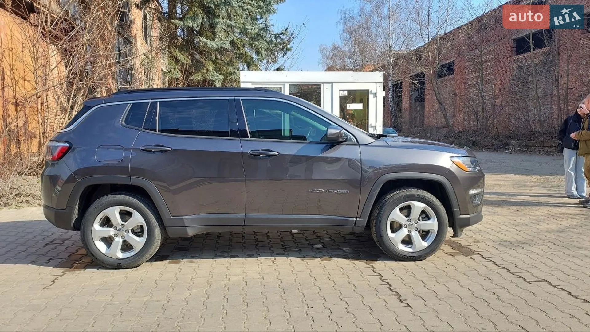 2021 Jeep Compass - мініатюра 3