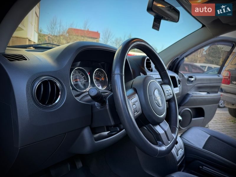 Внедорожник / Кроссовер Jeep Compass 2014 в Ивано-Франковске
