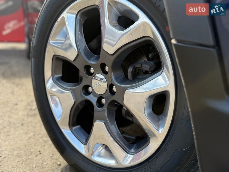 Внедорожник / Кроссовер Jeep Compass 2017 в Сумах