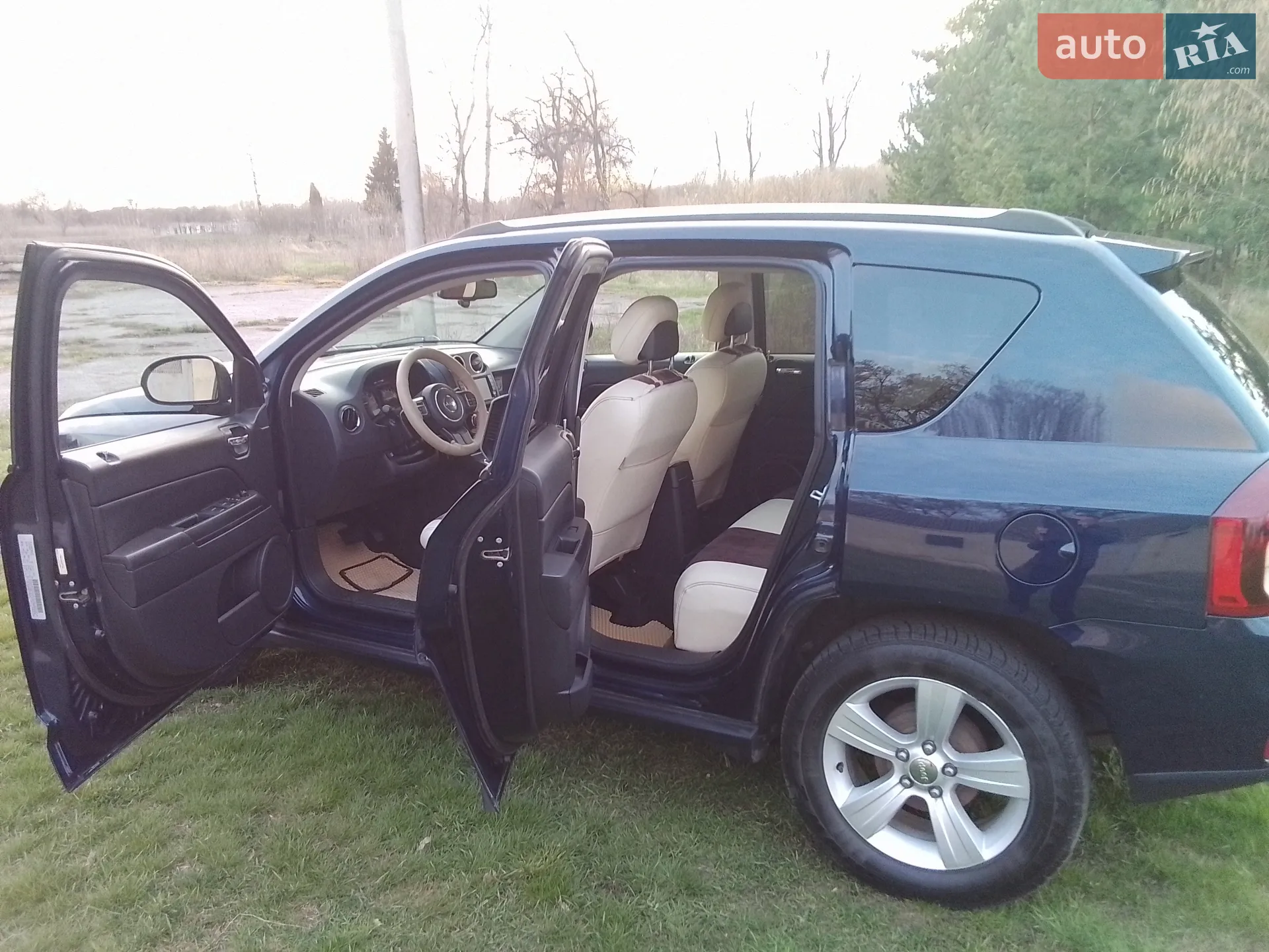 2016 Jeep Compass - мініатюра 12