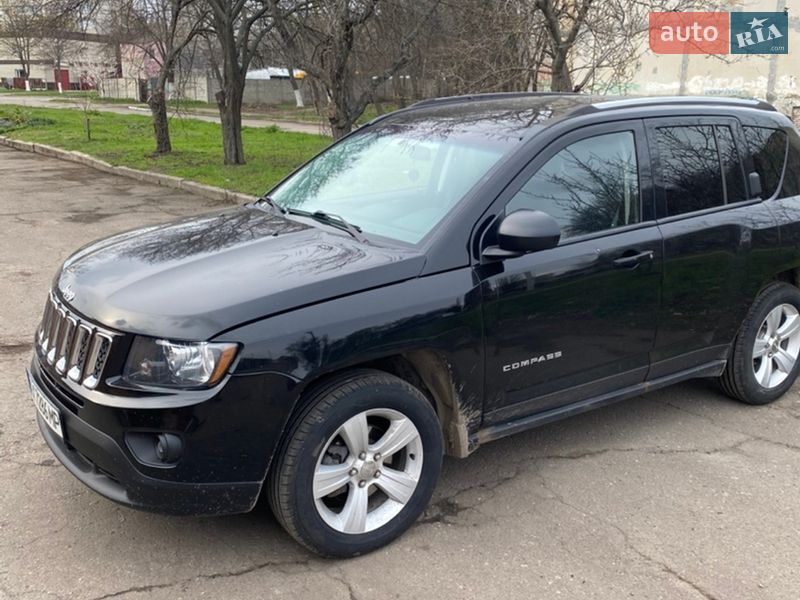 Внедорожник / Кроссовер Jeep Compass 2015 в Лозовой