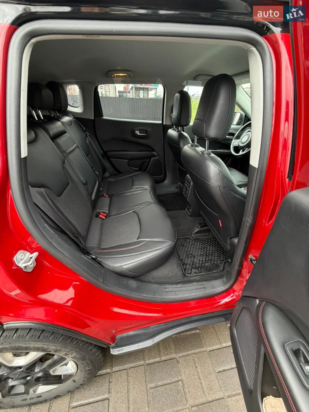 2017 Jeep Compass - мініатюра 13