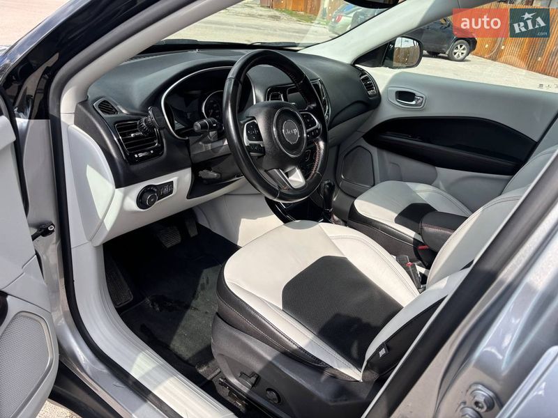 Позашляховик / Кросовер Jeep Compass 2020 в Валках