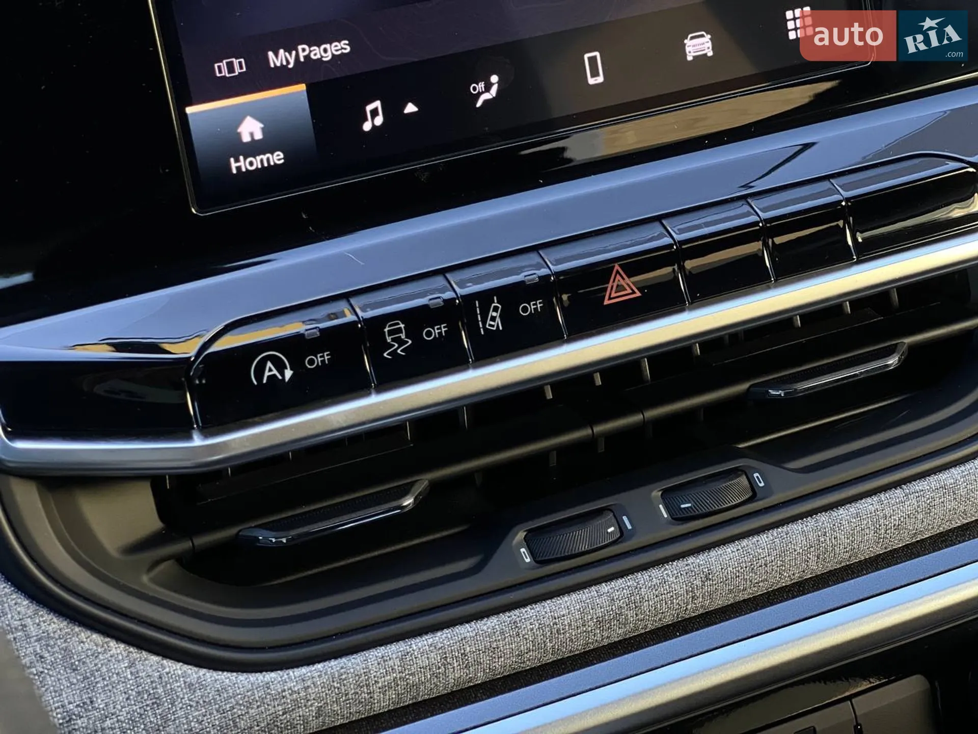 2021 Jeep Compass - мініатюра 17