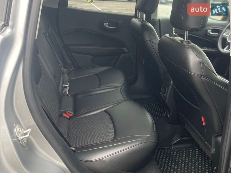 Внедорожник / Кроссовер Jeep Compass 2021 в Киеве