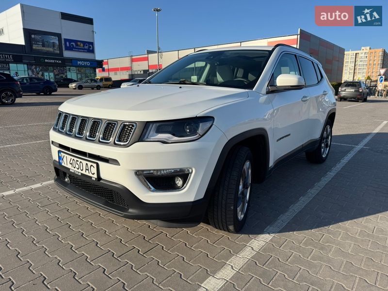 Внедорожник / Кроссовер Jeep Compass 2017 в Софиевской Борщаговке