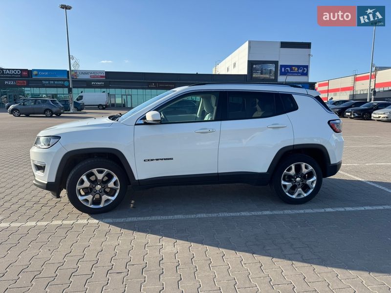 Внедорожник / Кроссовер Jeep Compass 2017 в Софиевской Борщаговке