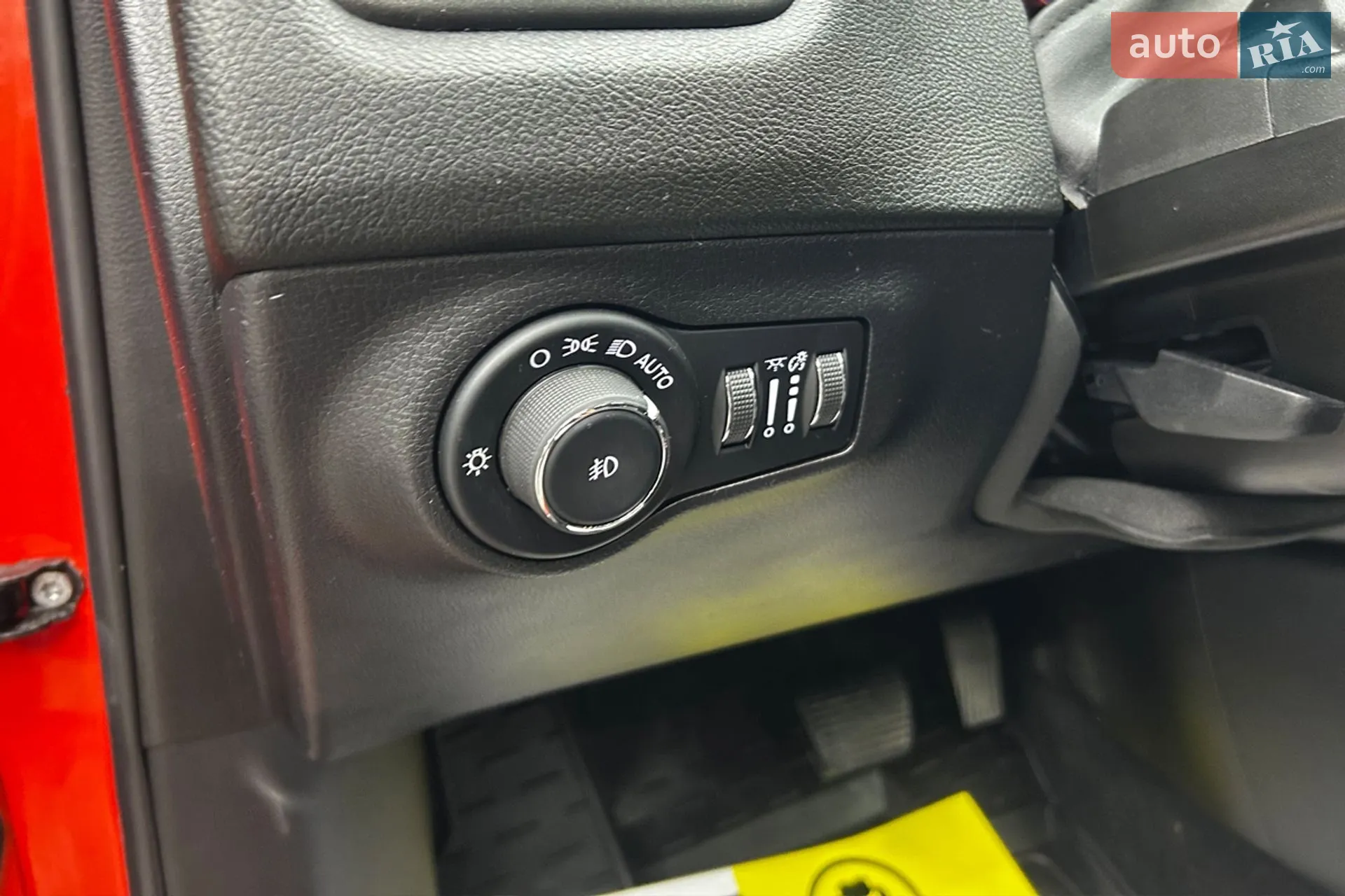 2019 Jeep Compass - мініатюра 17