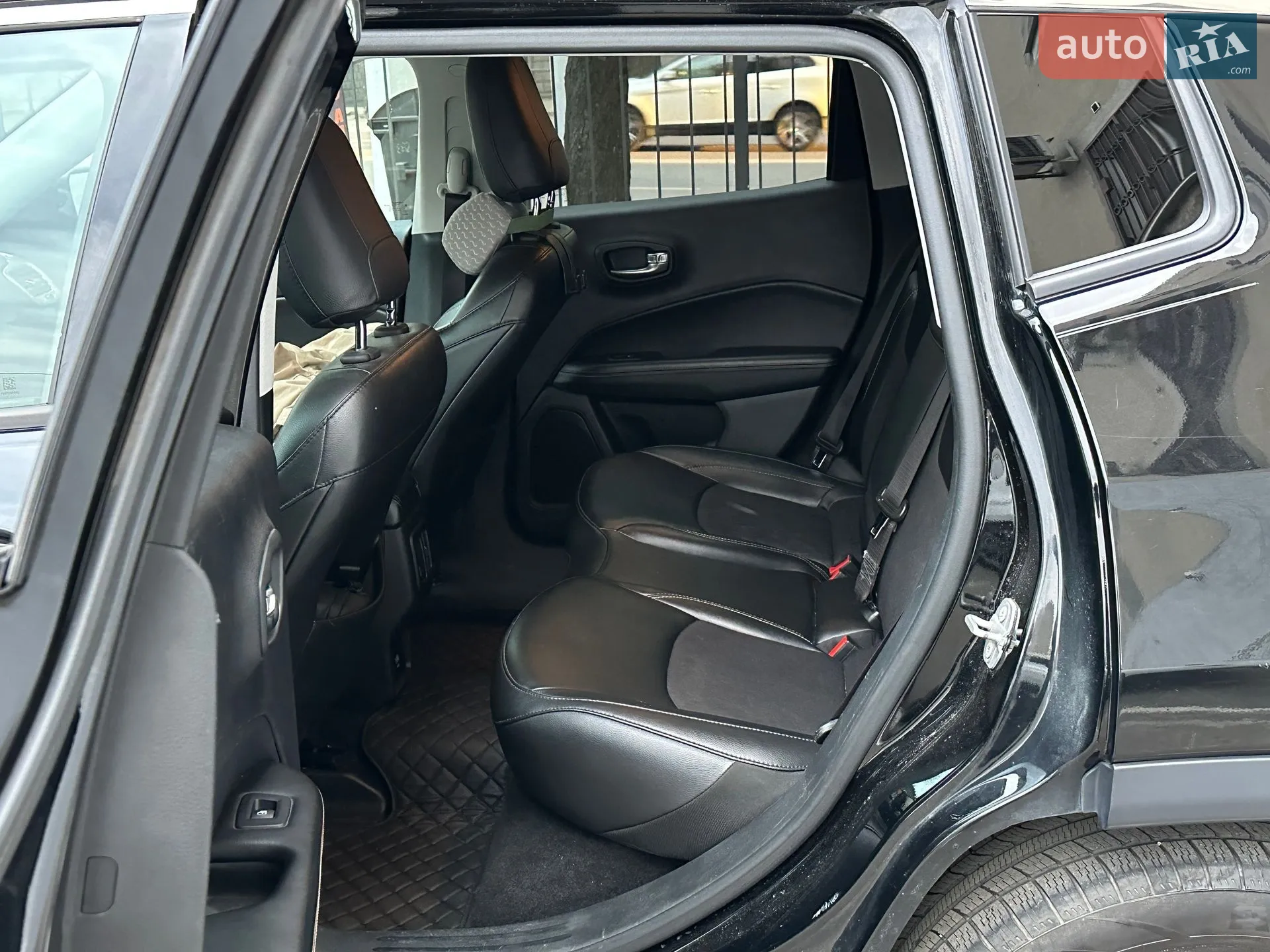 2019 Jeep Compass - мініатюра 32