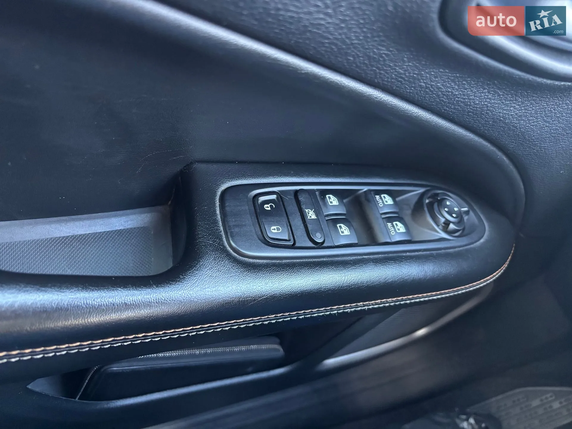 2019 Jeep Compass - мініатюра 19