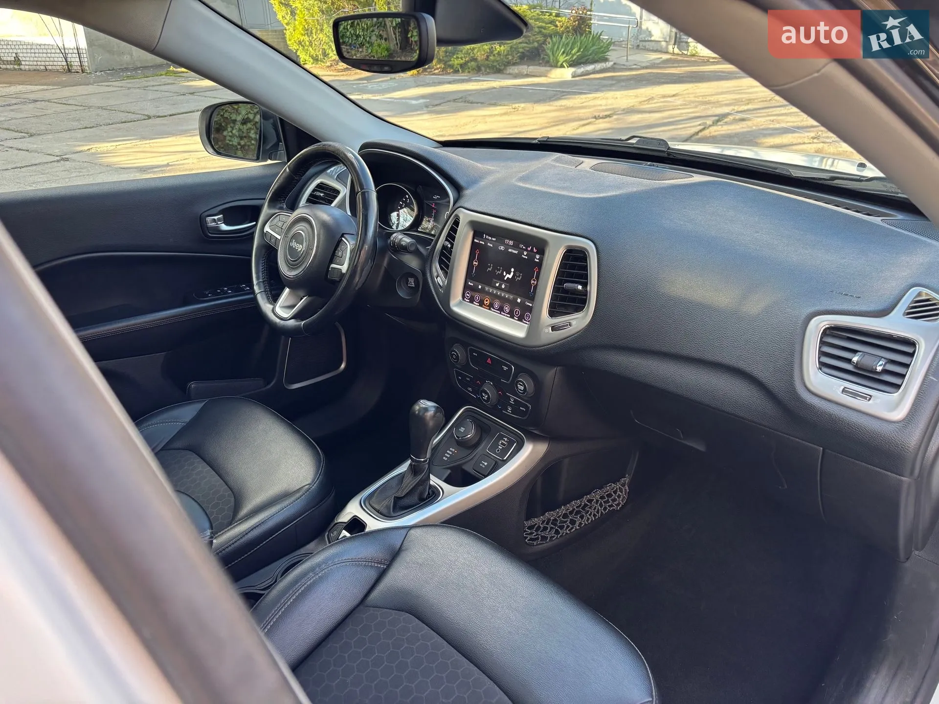 2019 Jeep Compass - мініатюра 27