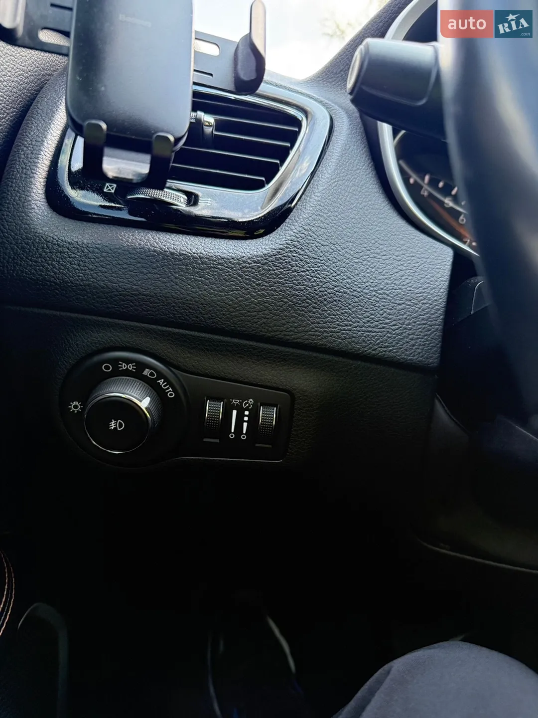 2018 Jeep Compass - мініатюра 21