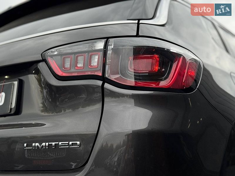 Внедорожник / Кроссовер Jeep Compass 2023 в Ровно