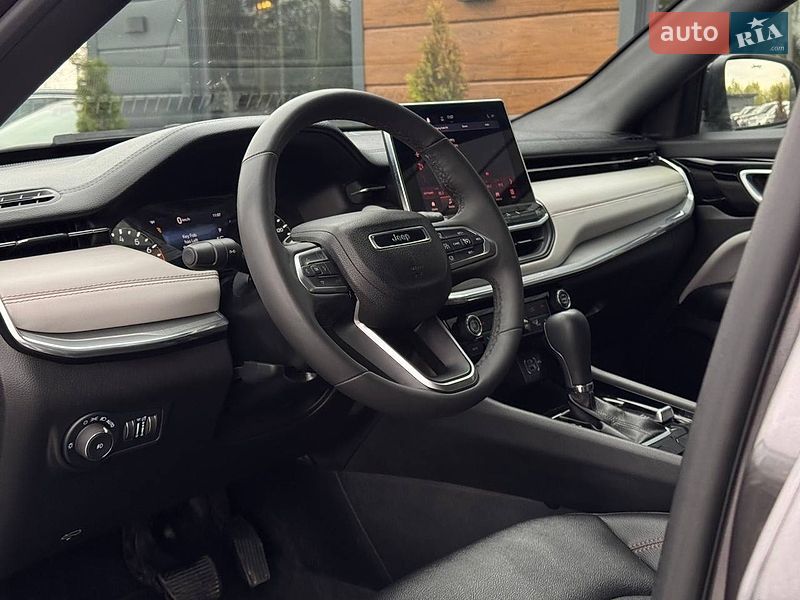Внедорожник / Кроссовер Jeep Compass 2023 в Ровно