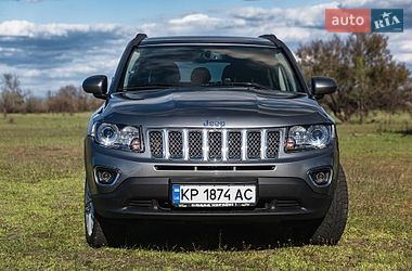Внедорожник / Кроссовер Jeep Compass 2013 в Запорожье